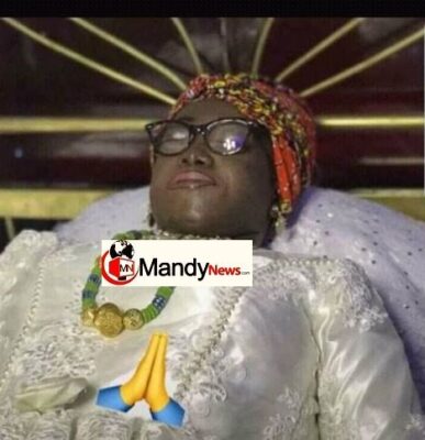 Guy Poses For A Selfie With Ebony’s Corpse While Laid To Rest In Bed (Photos) 5 hmmm 2