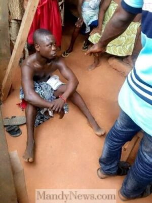 Man Stripped Unclad After He Was Caught Stealing Pants In Ondo (Photos) 3 8782465 fbimg1550305761681 jpeg12e6b66acdbac79e9f594279009870081410810868