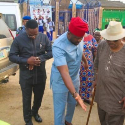 Desmond Elliot Commissions Public Toilet In Lagos (Photos)