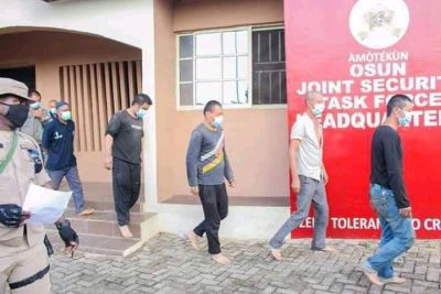 17 Chinese, 10 Nigerians Illegal Miners Arrested In Osun 4 EXH0UrzXgAcu5kh