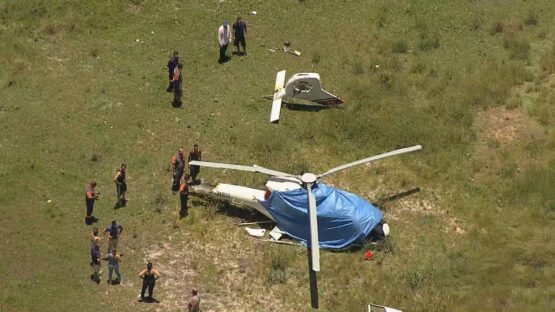 Helicopter With 4 People On Board Crashes In Brazil 3 Helicopter crashed at Recreio dos Bandeirantes, in the West Zone of Rio — Photo: Reproduction/ TV Globo