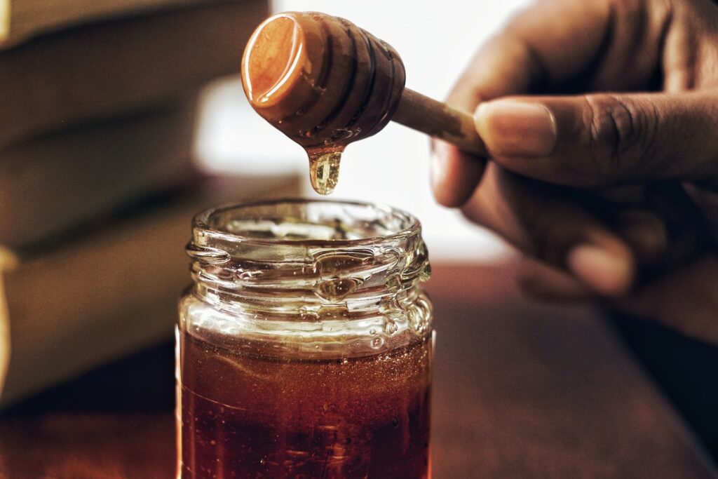 30+ Reasons Why Cucumber, Honey, And Carrot Juice Is A Must-Try! 3 honey jar with honey comb